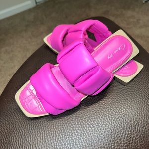 Inara Sandal - Pink Punch